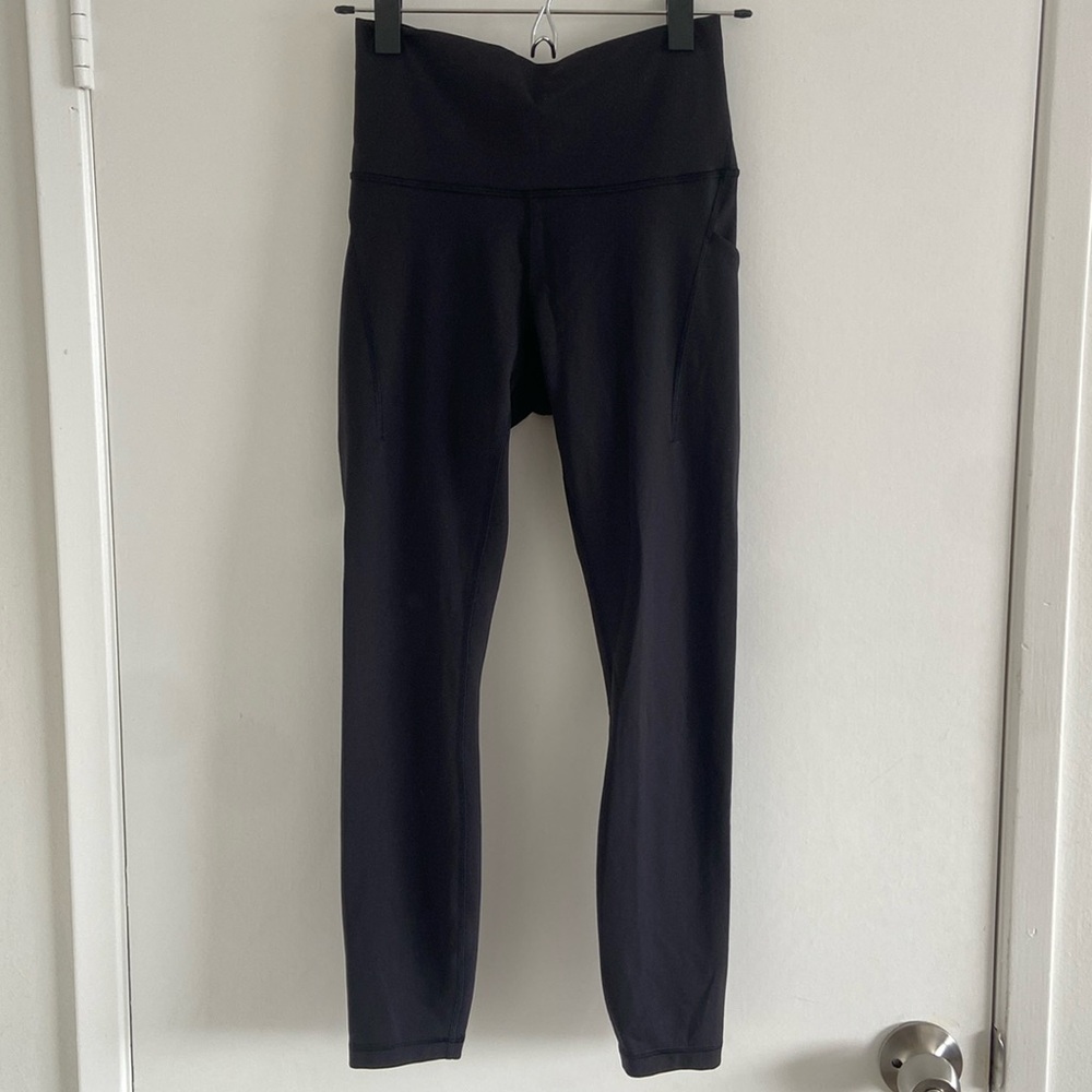 Women’s Lululemon leggings